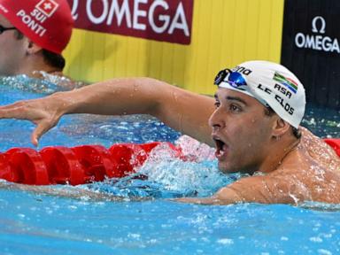 Swimmer le Clos says his home was destroyed in a fire while he was at the Commonwealth Games