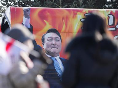 Impeached South Korean president to appear in court hearing to plead against his arrest