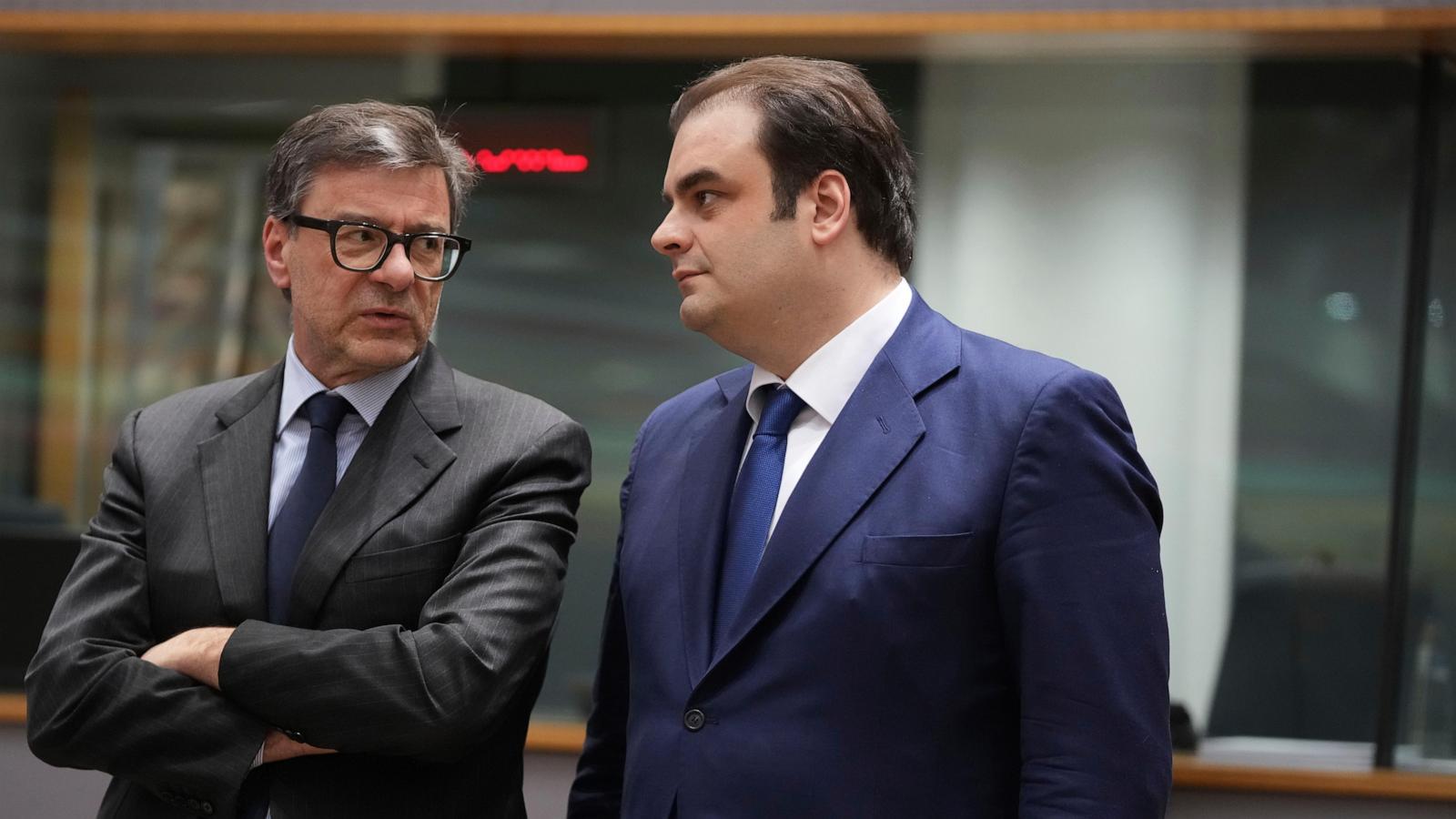 European economist says Russia’s economy is strained due to the Ukraine war and sanctions