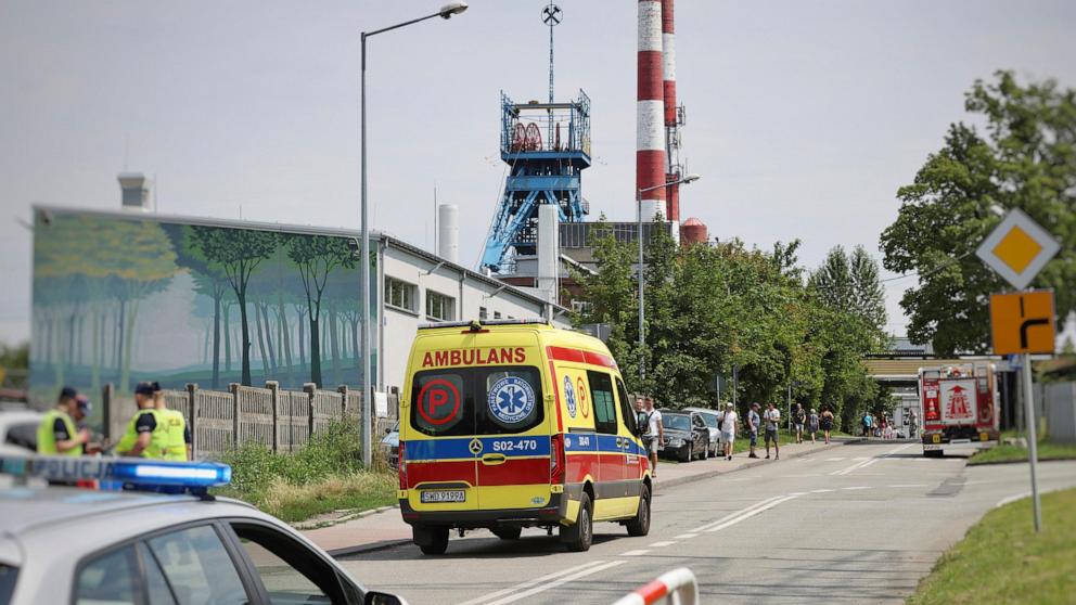 Zaginiony polski górnik odnaleziony żywy dwa dni po trzęsieniu ziemi
