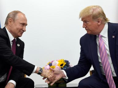 Putin gifted a portrait of Trump to the U.S. president