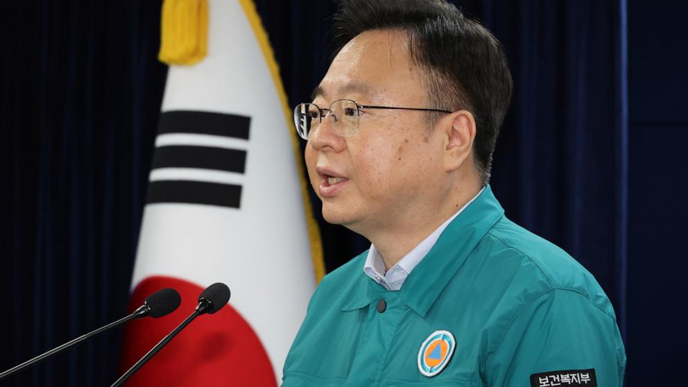South Korea abandons plan to revoke striking doctors’ licenses to resolve medical impasse