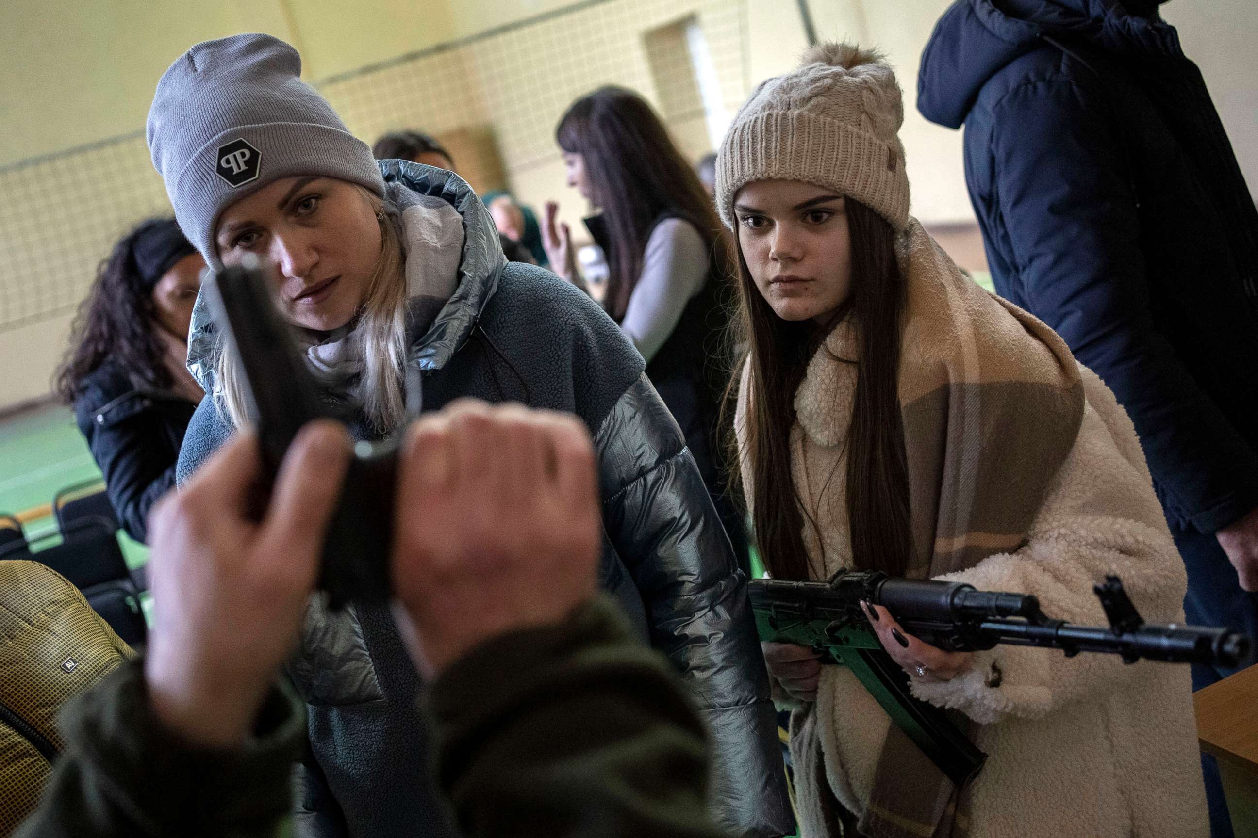 PHOTO: Ukrainian civilians receive weapons training, in the outskirts of Lviv, western Ukraine, on March 7, 2022.