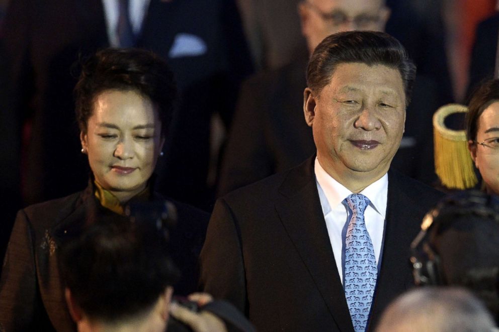 PHOTO: China's President Xi Jinping and first lady Peng Liyuan arrive at Ezeiza International airport in Buenos Aires, Nov. 29, 2018.