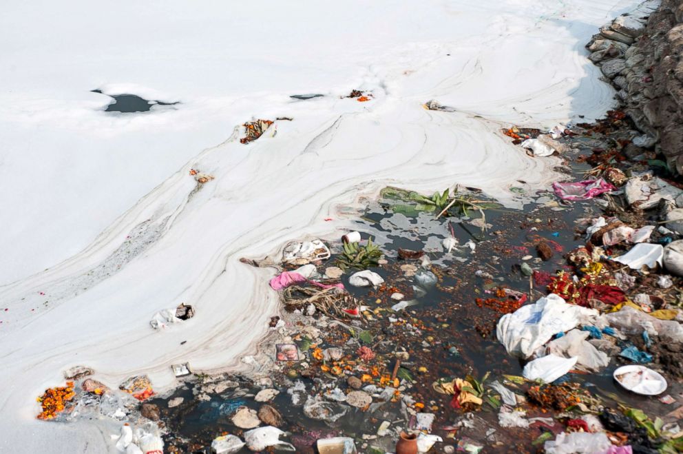 PHOTO: Toxic waste and trash are seen in the Yamuna river in New Delhi, India, Nov. 20, 2015. 
