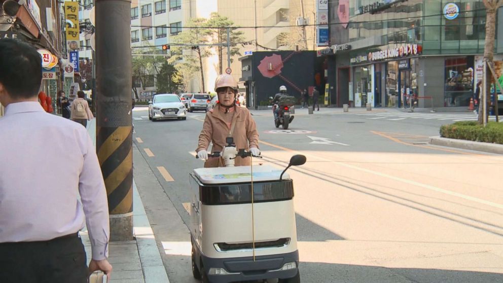 PHOTO: South Korea's 'yogurt ladies' ride motorized fridges to fulfill your dairy needs. 