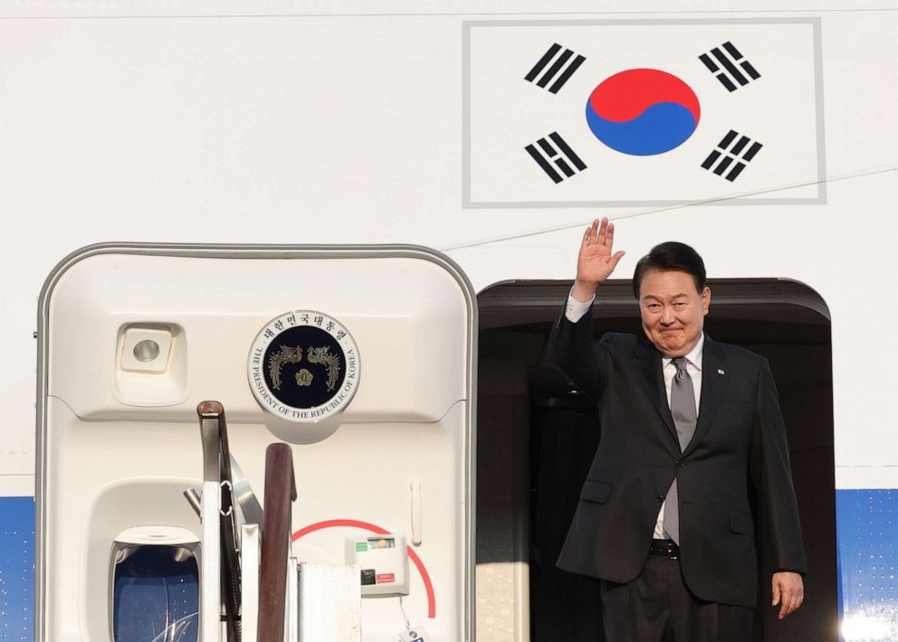 PHOTO: South Korean President Yoon Suk Yeol waves before departing for the United States at the Seoul military airport in Seongnam, South Korea, Thursday, Aug. 17, 2023.