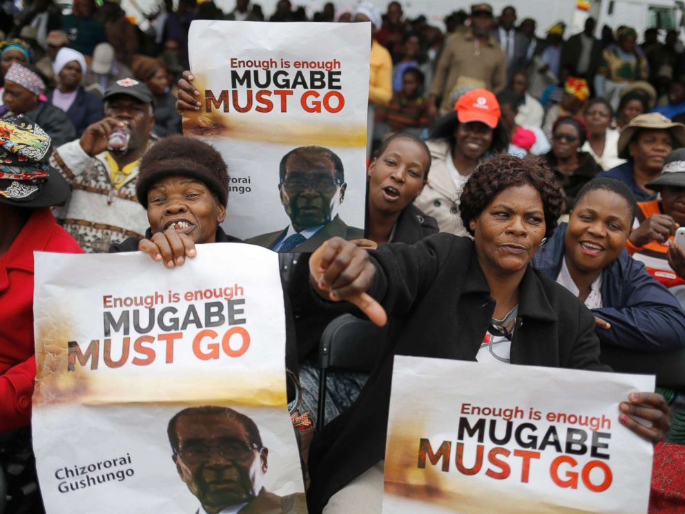 PHOTO: People take to the streets as part of the mass action protests against President Robert Mugabe, in Harare, Zimbabwe, Nov. 18, 2017.