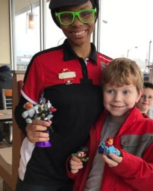 TaQualliyia Patterson, 16, helped a 7-year-old boy with autism.