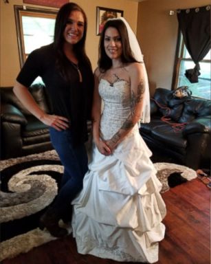 Dawnetta Heinz, of Omaha, Nebraska, has created a chain so that brides can wear her wedding dress and then pass it on to another bride.