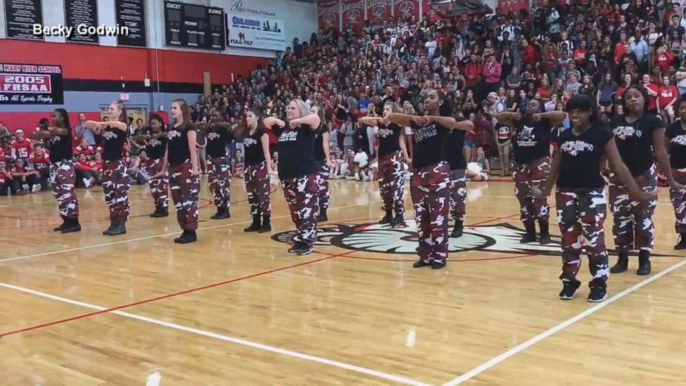 VIDEO: Principal surprises students by joining step team at pep rally