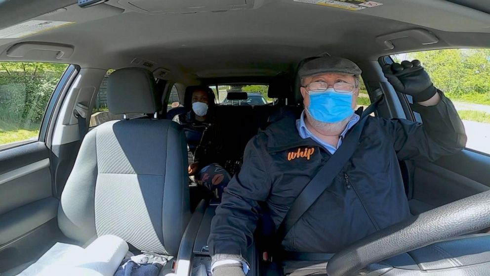 The View From The Driver S Seat Of A Car Service During The Pandemic Video Abc News