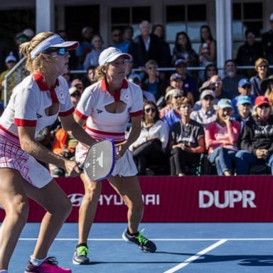 VIDEO: Meet the mother-daughter pickleball team dominating America's fastest-growing sport