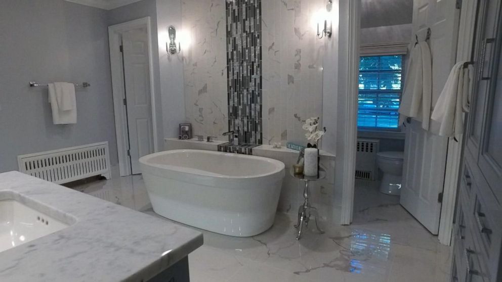 PHOTO: The bathroom in David and Michelle Dall's Connecticut home was given a makeover by design experts Cija Johnson and Alex Guerrero on "Good Morning America."