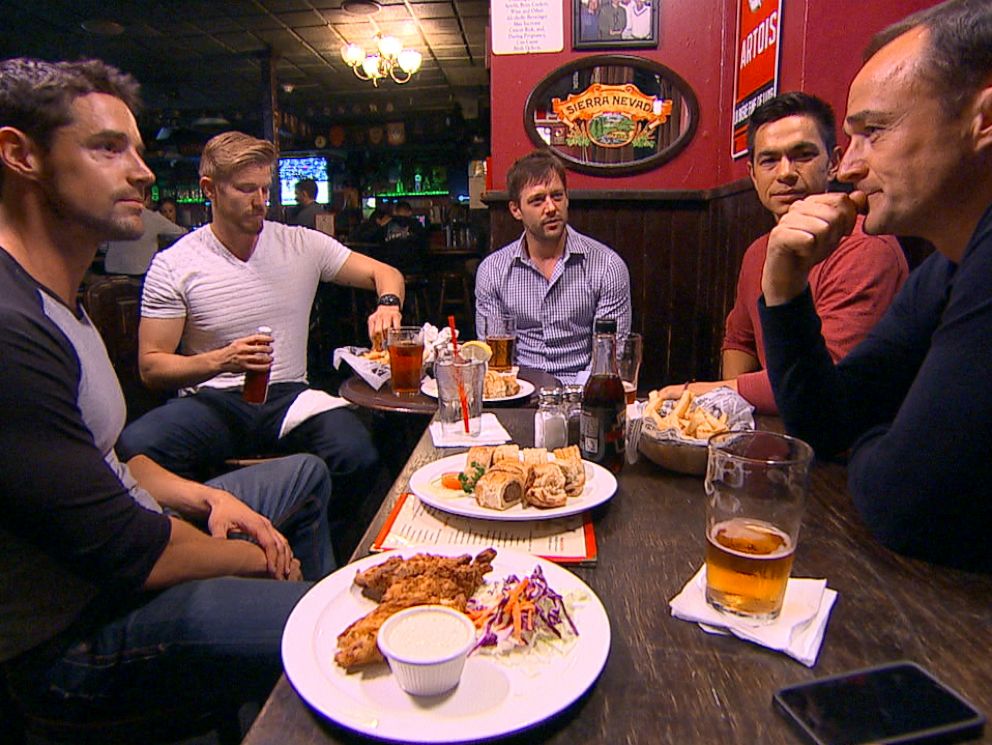 PHOTO: ABCs Nick Watt, far right, tests out the Wolfpack app in Los Angeles for Nightline.
