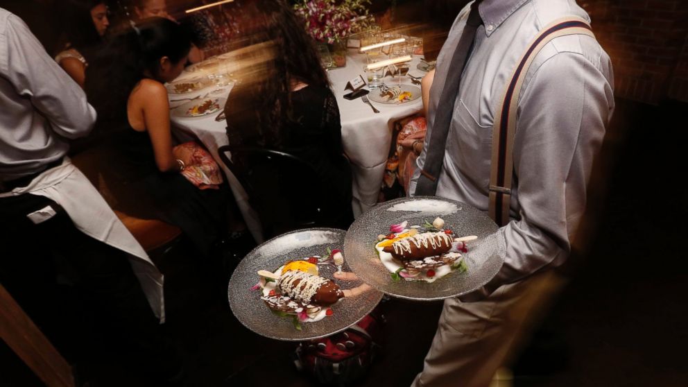 PHOTO: Magnum being served to fashion and food influencers.