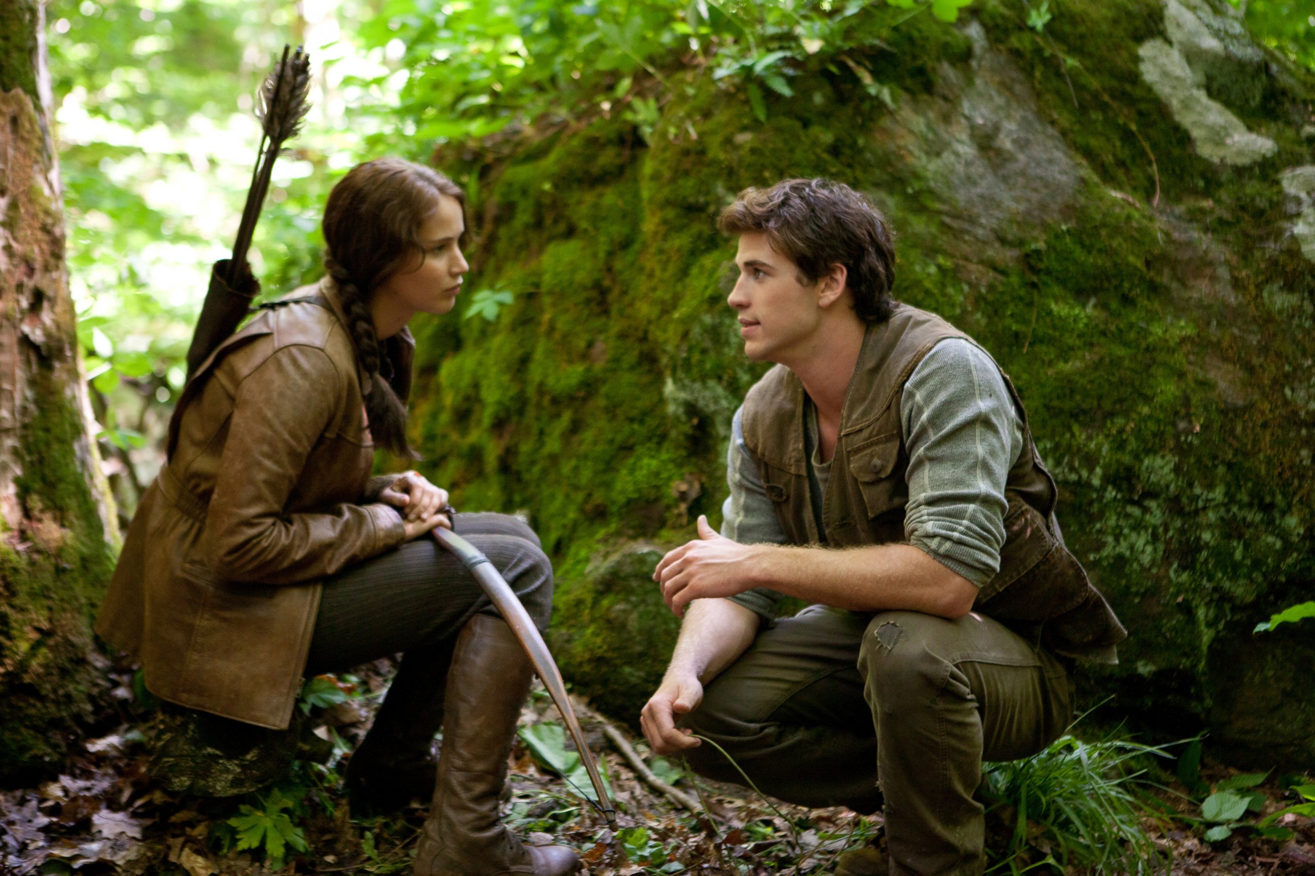 PHOTO: Katniss Everdeen (Jennifer Lawrence) and Gale Hawthorne (Liam Hemsworth) in The Hunger Games.