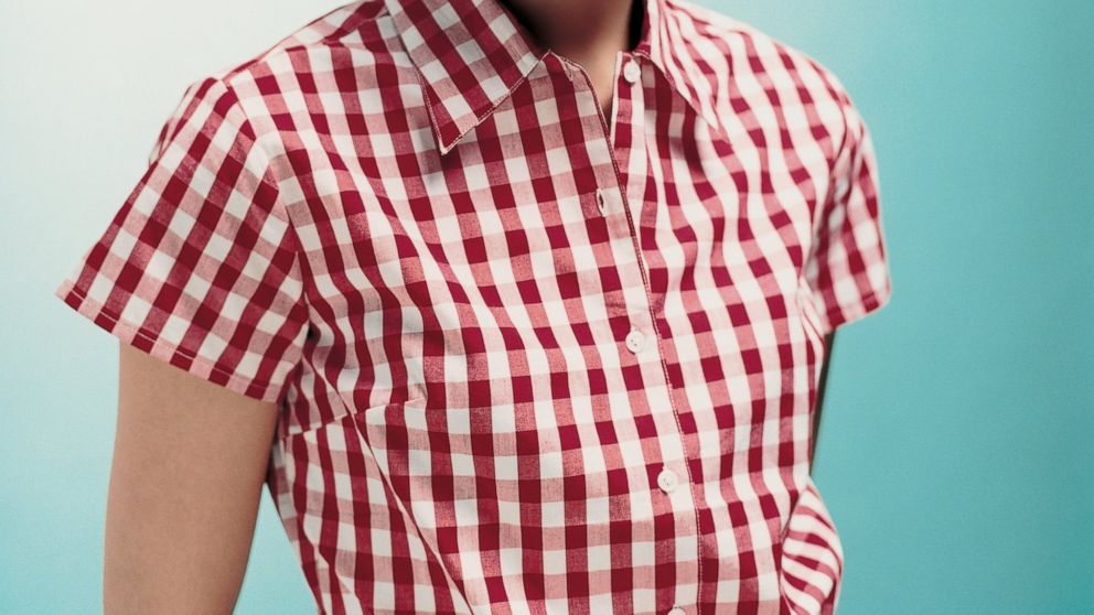 Runway fashions are certainly eye-catching, but they're not very practical for everyday wear. Joe Zee appeared on "Good Morning America" to share three tips for wearing gingham in 2015.
