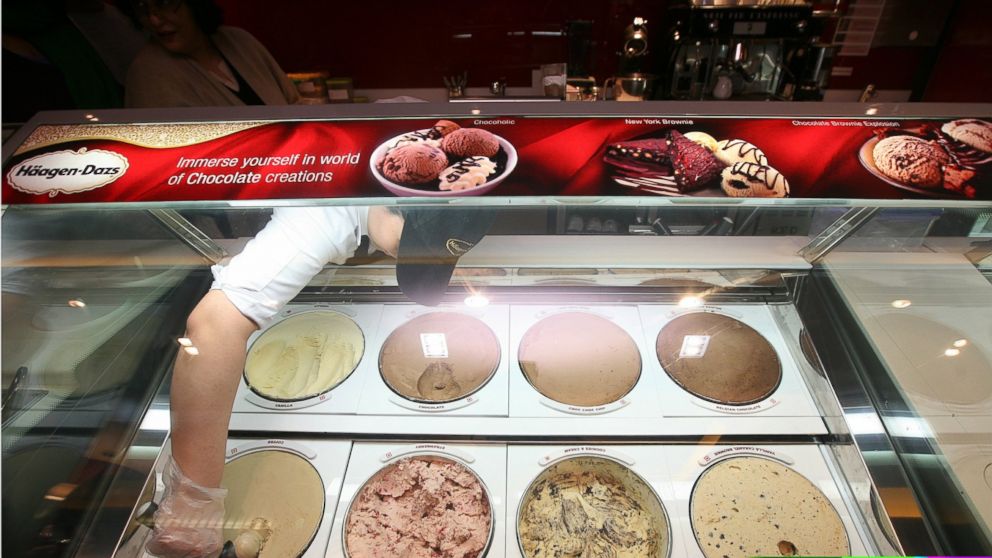An outlet of Haagen Dazs, the famous Ice-cream brand from New York at Select Citywalk in Saket, is seen here in this Dec 10, 2009 file photo.