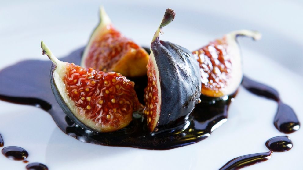 PHOTO: Figs and chocolate are an aphrodisiac.