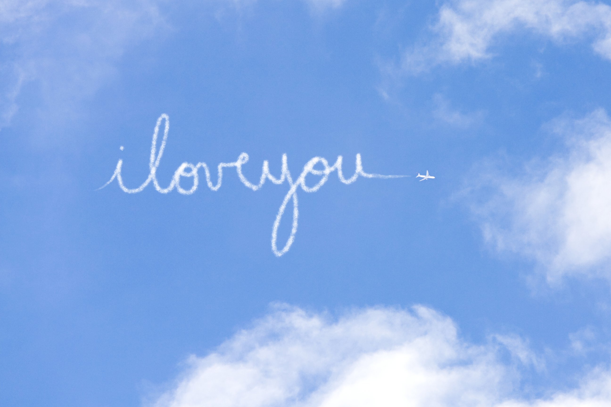 PHOTO: I love you  is written in the sky.