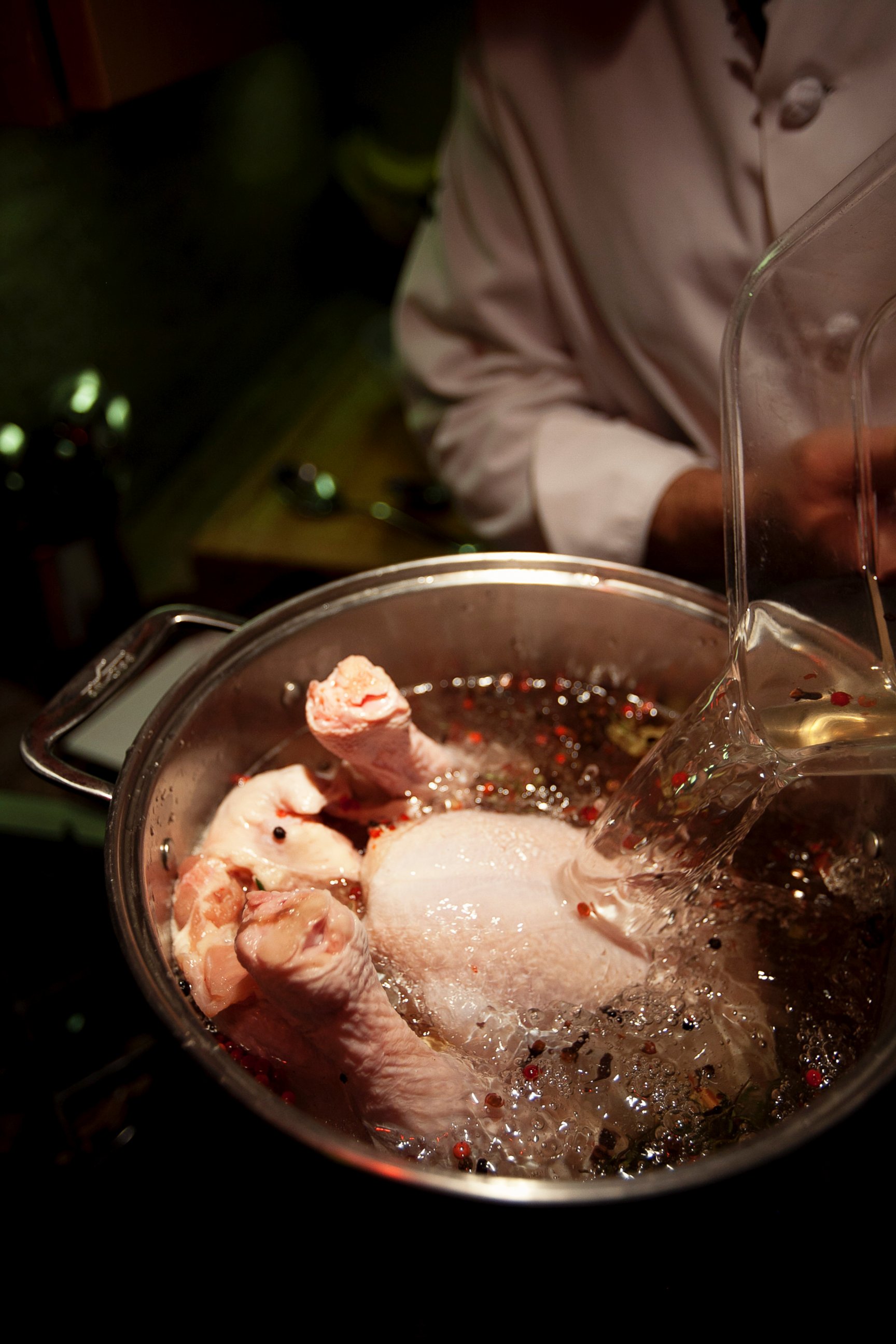 PHOTO: Anthony Caturano, chef/owner of Prezza, shows how he brines, roasts, and carves a turkey at his home in Saugus, Mass., Nov. 10, 2011. 