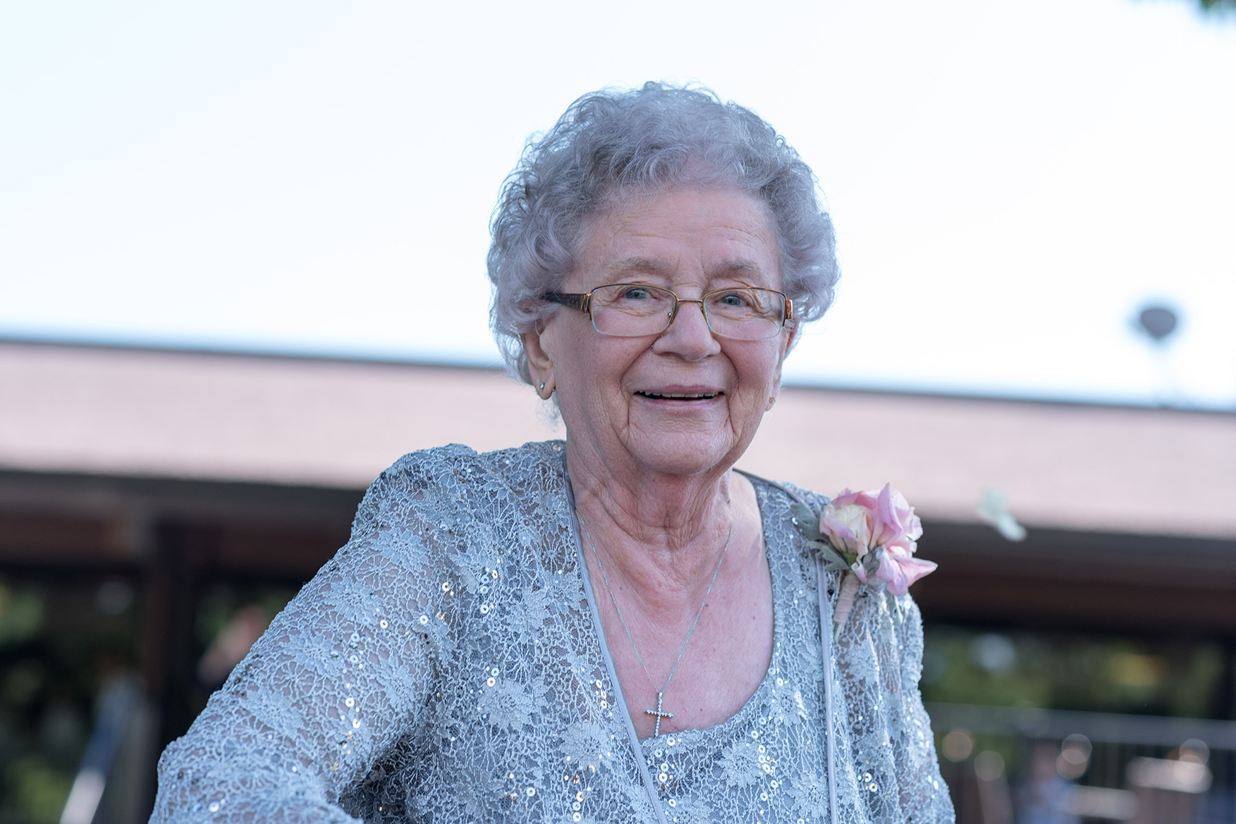 92 Year Old Grandma Shines As Flower Girl In Granddaughter S Wedding Abc News