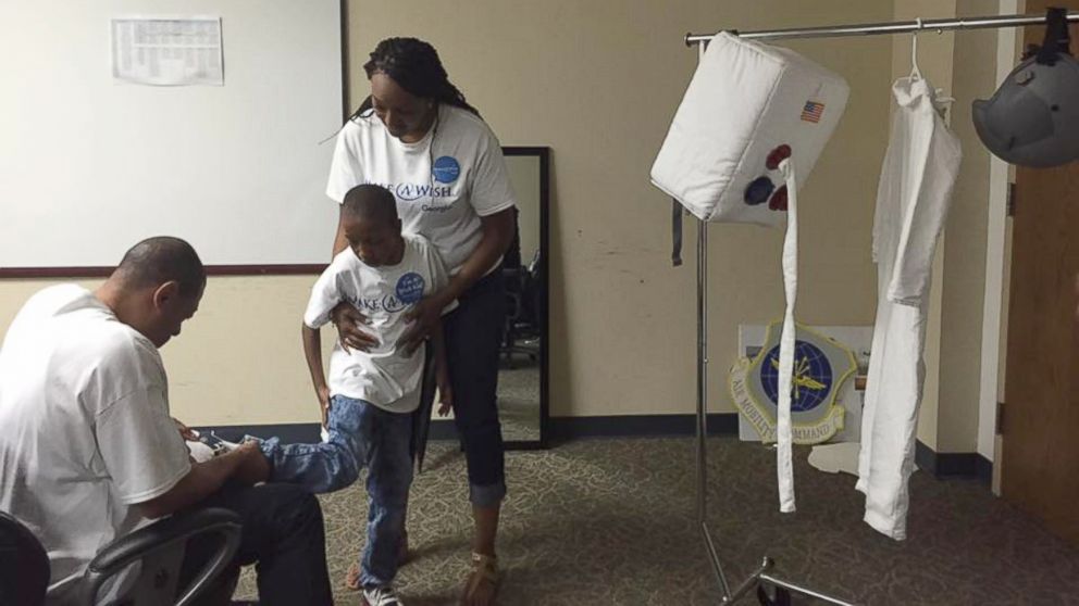 Zayden Wright, 7, saw his wish of traveling to Saturn come true thanks to the help of virtual reality and and Make-A-Wish Georgia.