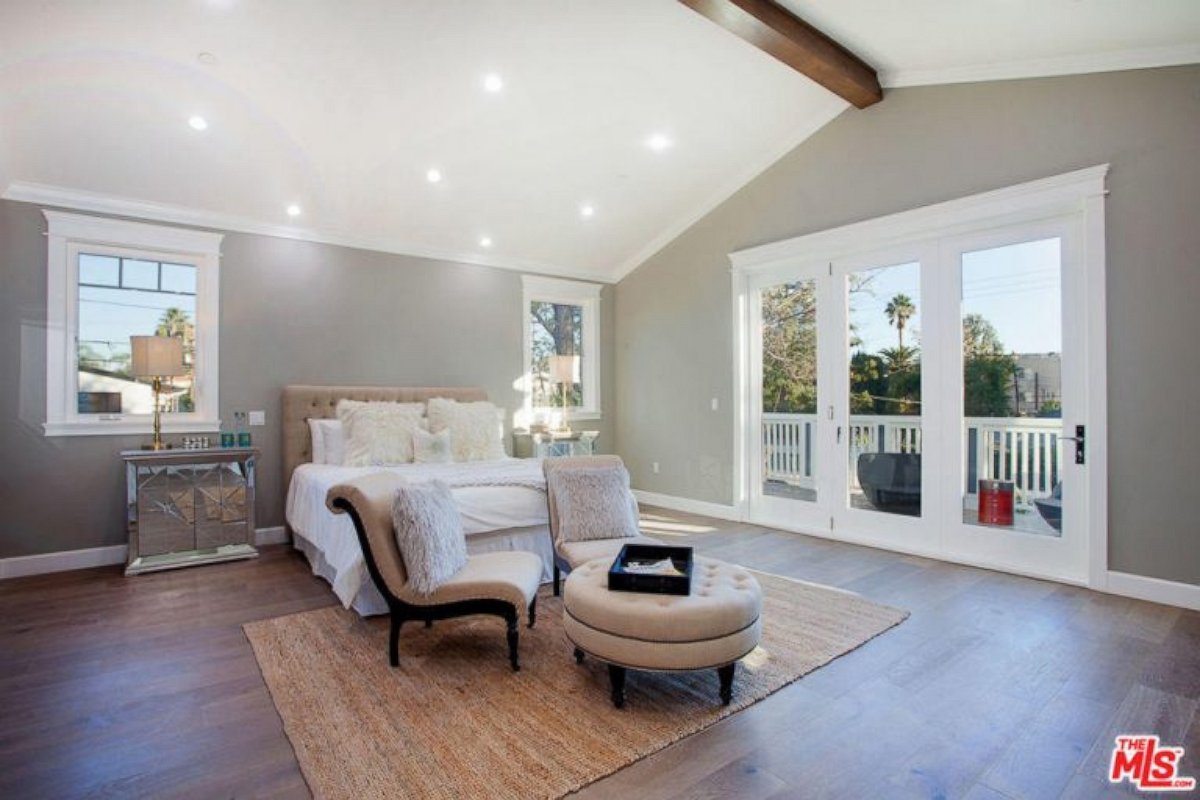 PHOTO: The master bedroom inside Ne-Yo's $1.9 million California home.
