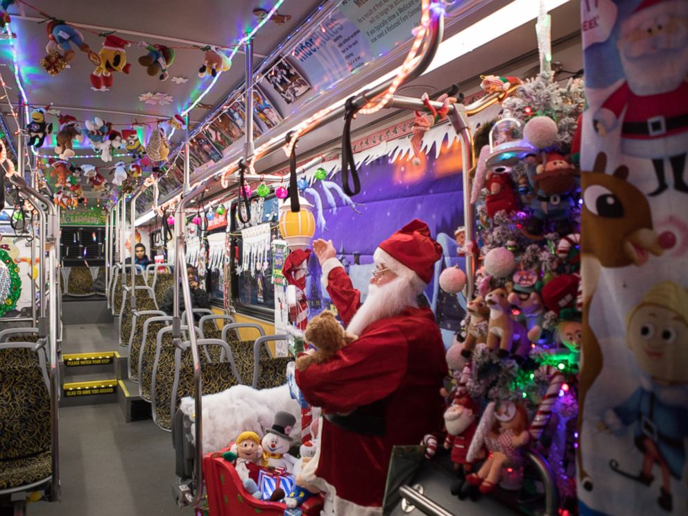 Driver Keeps Commuters Jingling All the Way With ChristmasThemed