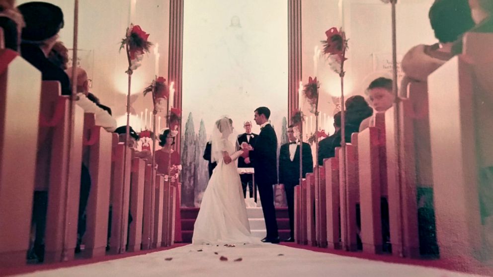 PHOTO: Sandy and Jim Zahn are celebrating their 50th anniversary at the same hotel where they stayed on their Dec. 22, 1966 wedding night. The couple recite their vows.