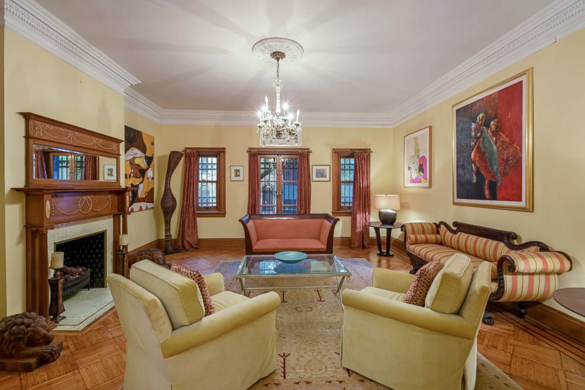 PHOTO: The living room inside Bob Dylan's Harlem townhome, now on the market for $3.5 million.