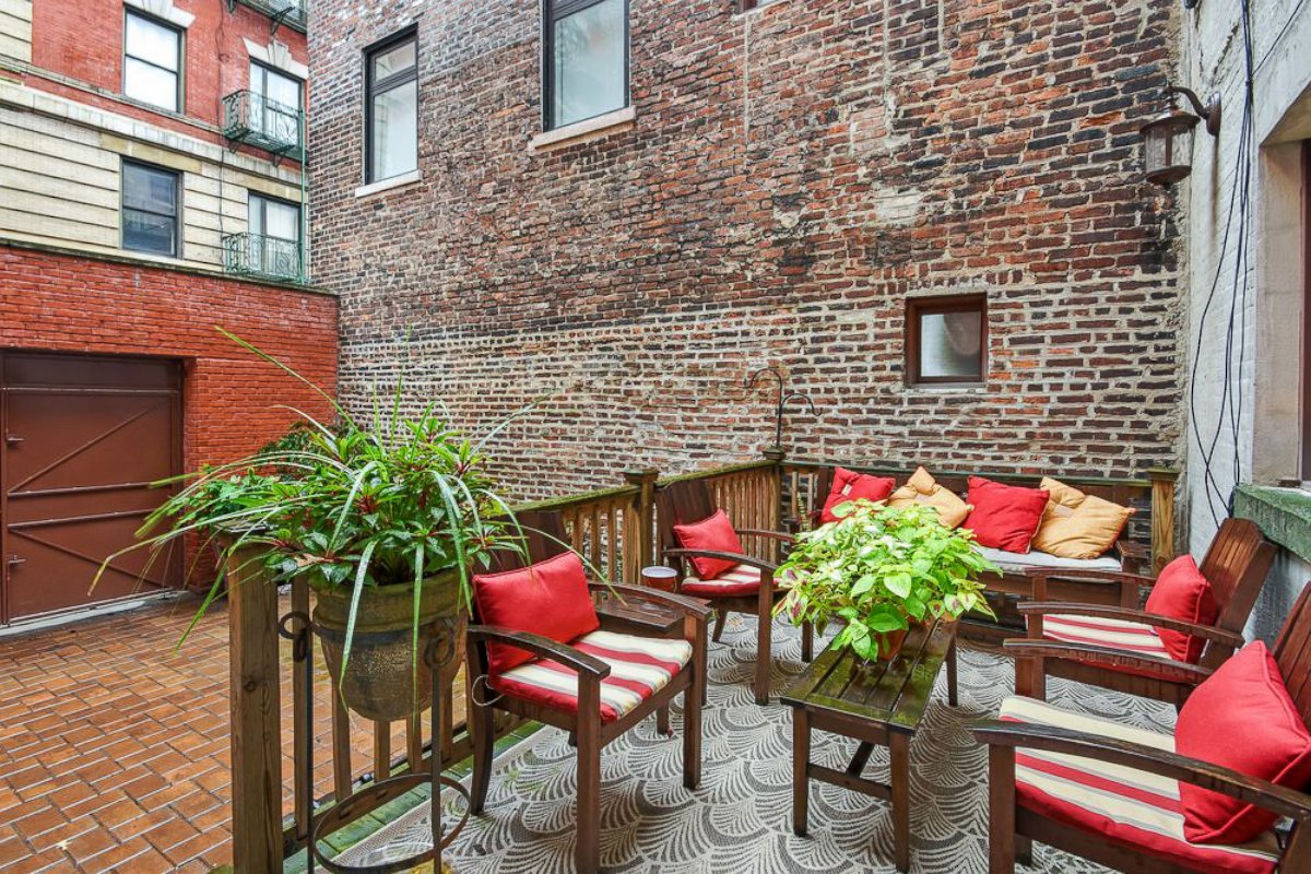 PHOTO: The outdoor deck at Bob Dylan's Harlem townhome, now on the market for $3.5 million.