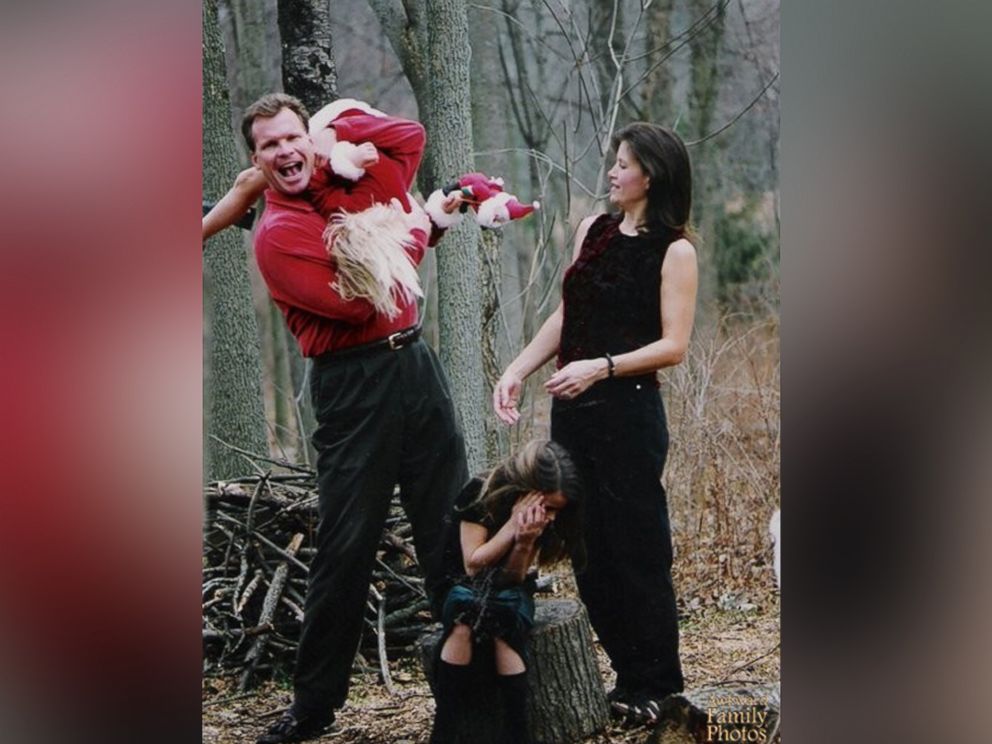 PHOTO: Take a look at these awkward holiday photos in all their festive glory.