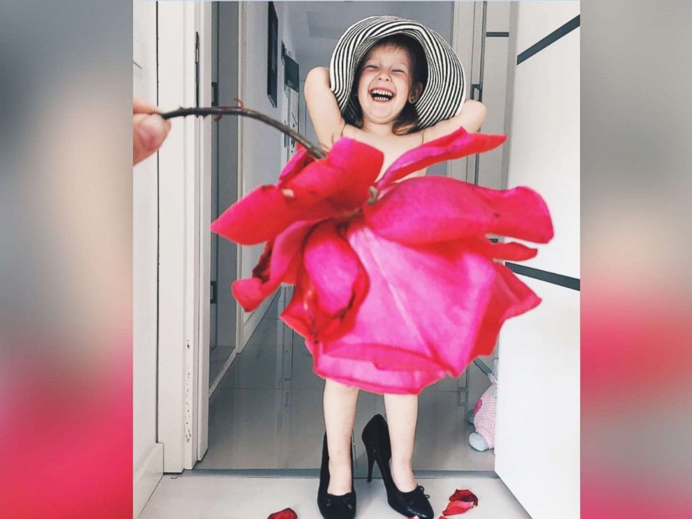 Mom Dresses Her 3 Year Old Daughter In Delectable Food And Flower Photo Turkish Mom Alya Chaglar Poses Her 3 Year Old Daughter Stefani