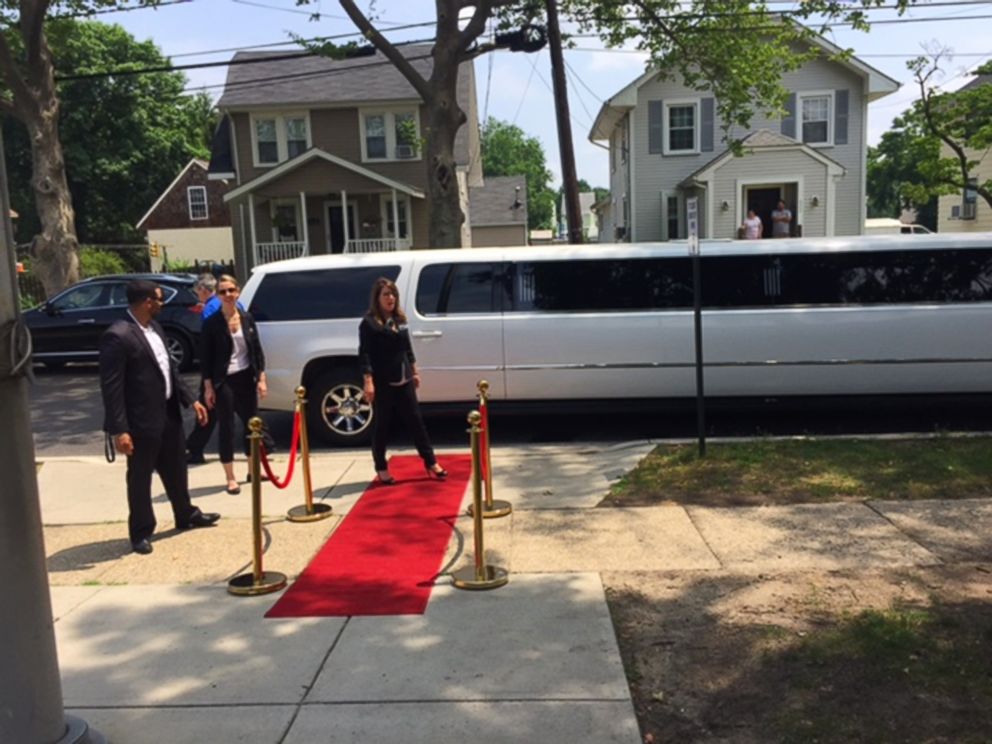 PHOTO: Two kindergarten classes in the Beverly City, N.J. School District were treated to a day of living like millionaires to celebrate learning "one million things."  