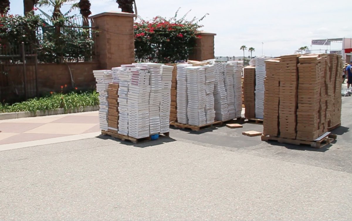 PHOTO: The longest pizza measures 6,333 feet and was made in Fontana, California on June 10, 2017, according to Guinness. 