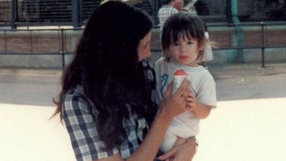 Melissa Wachman with her mother, Janet Enson, at the Bronx Zoo in 1982.