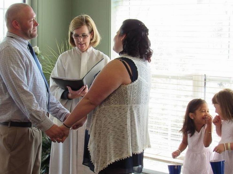PHOTO: Christopher and Patricia Armstrong, of Winston Salem, North Carolina, moved up their wedding to last Saturday so that their dying new born son, Conner, could take part.