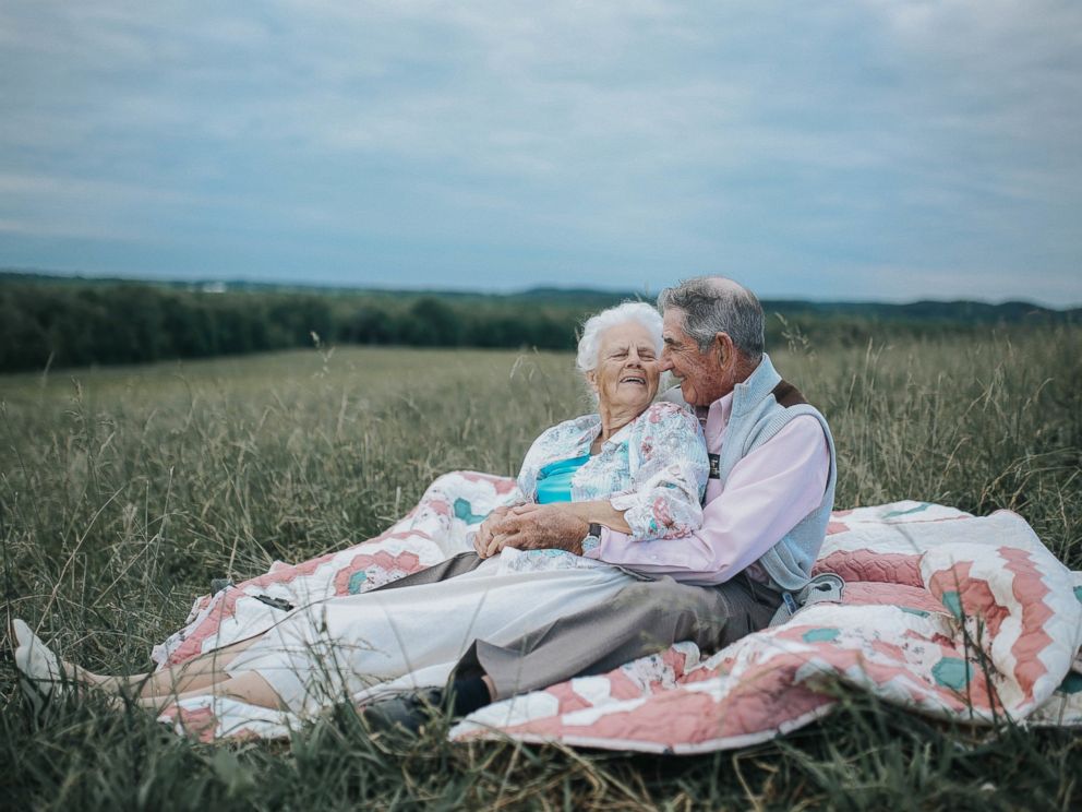 PHOTO: Ollie and Donald Kings granddaughter arranged for the lovebirds to have a photo shoot on their farm in Crab Orchard, Ky.