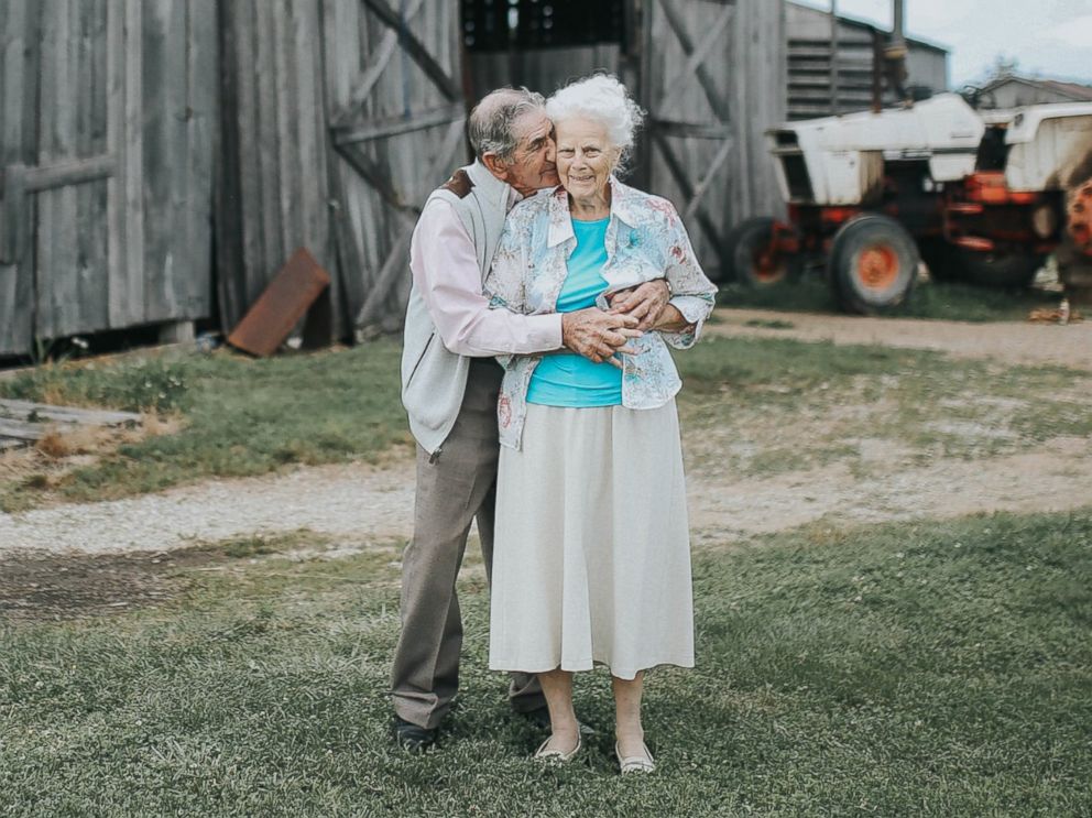 PHOTO: Ollie and Donald Kings granddaughter arranged for the lovebirds to have a photo shoot on their farm in Crab Orchard, Ky.