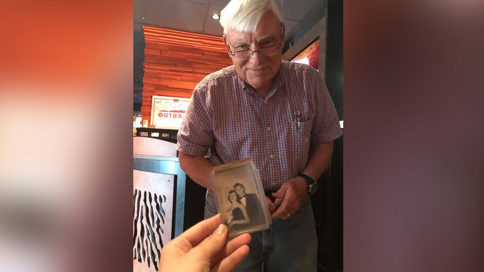 Arthur Dean Brook shared a picture of himself and his wife, Jane, to fellow diners at an Outback Steakhouse, April 22, 2017.