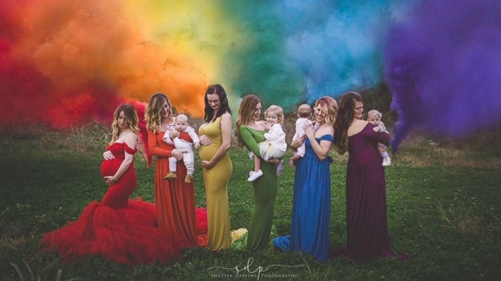 One Missouri photographer Alex Bolen staged a photo shoot for six moms who have suffered infant loss. 