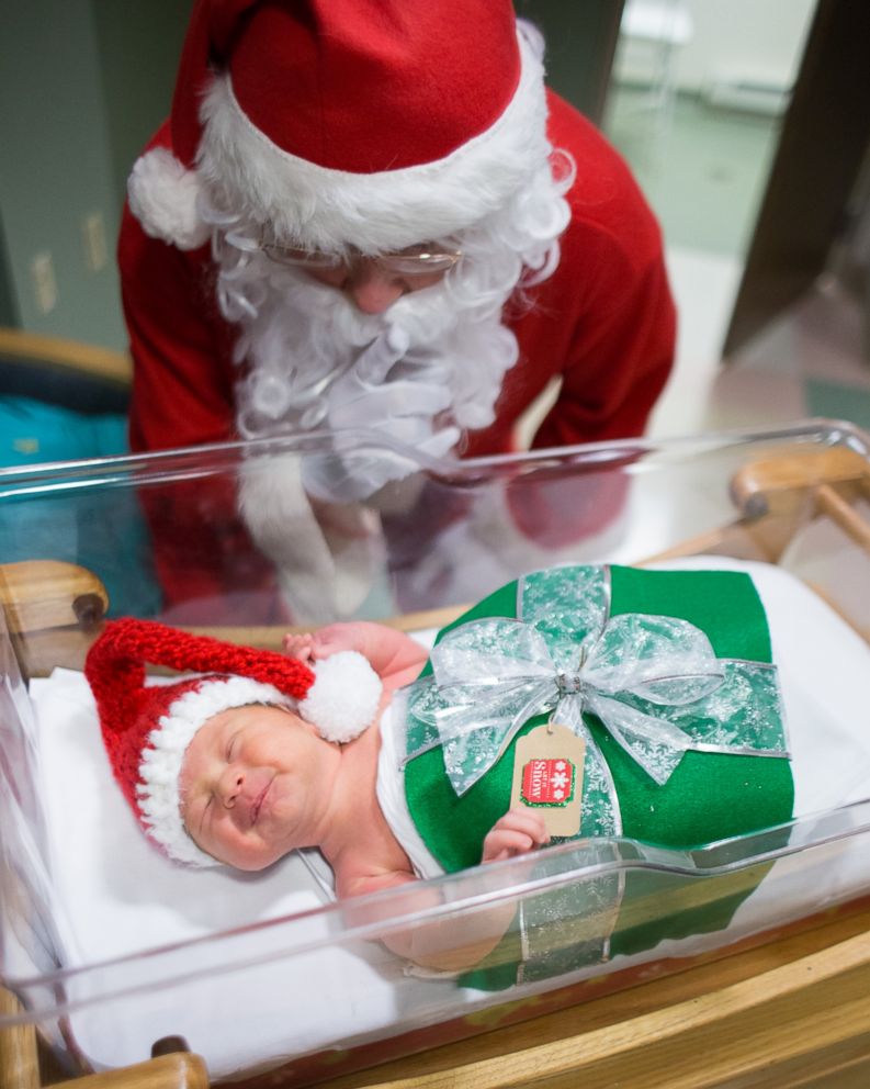 PHOTO: Santa turned the babies in the NICU at Saint Luke's Hospital of Kansas City into tiny "gifts" this holiday season.