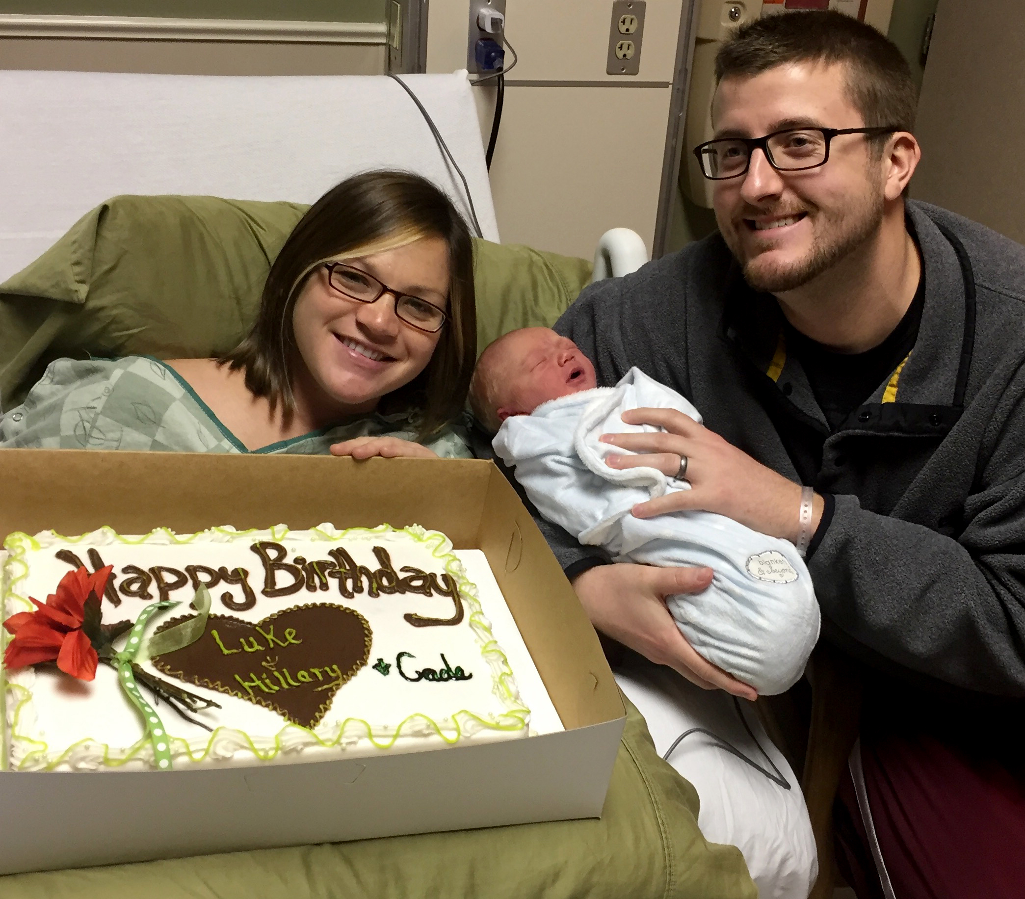 PHOTO: Hillary Gardner, 27, Luke Gardner, 27 of Baldwyn, Mississippi and their newborn son, Cade Lee Gardner, all share the same birthday, December 18. 