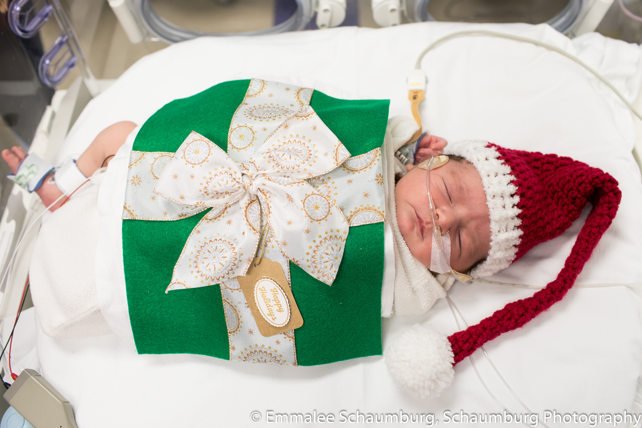 PHOTO: Santa turned the babies in the NICU at Saint Luke's Hospital of Kansas City into tiny "gifts" this holiday season.