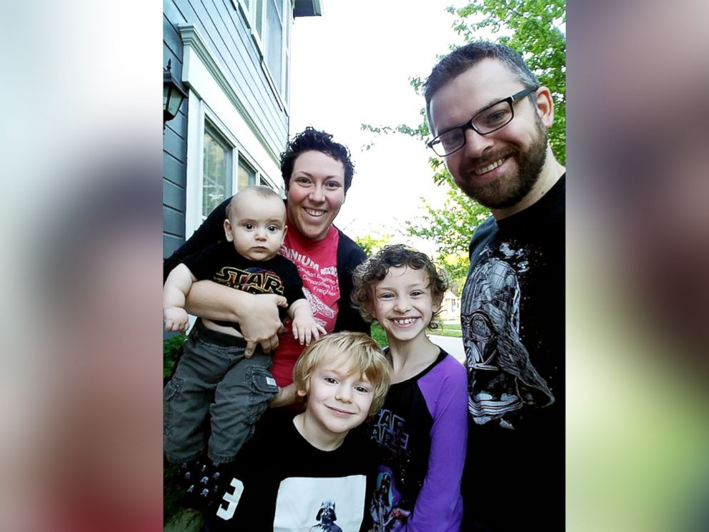 PHOTO: Seen in an undated family photo are Bethany and Zac Eber with their children, Sophi, 7, Jude, 5 and Desmond, 9 months.
