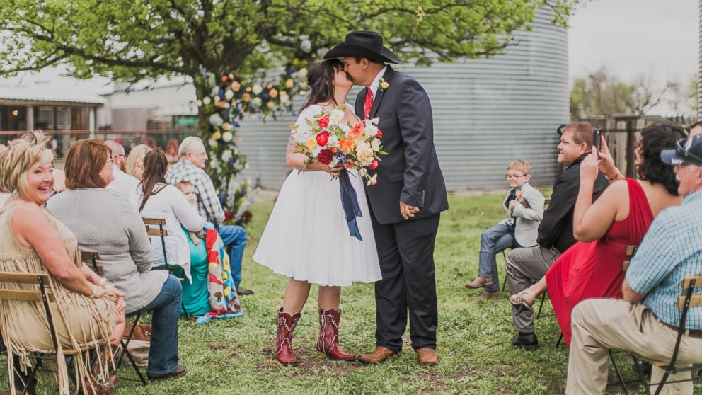 PHOTO: Evan and Melissa Tate, of Rockwall, Texas, threw an elaborate state fair-themed wedding on their family's 700-acre farm.