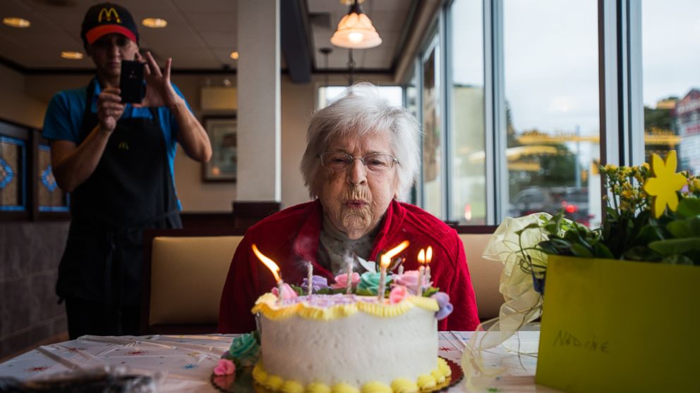 100 Year Old Mcdonald S Fan Gets Surprise Birthday Party Free Meals For Life Abc News