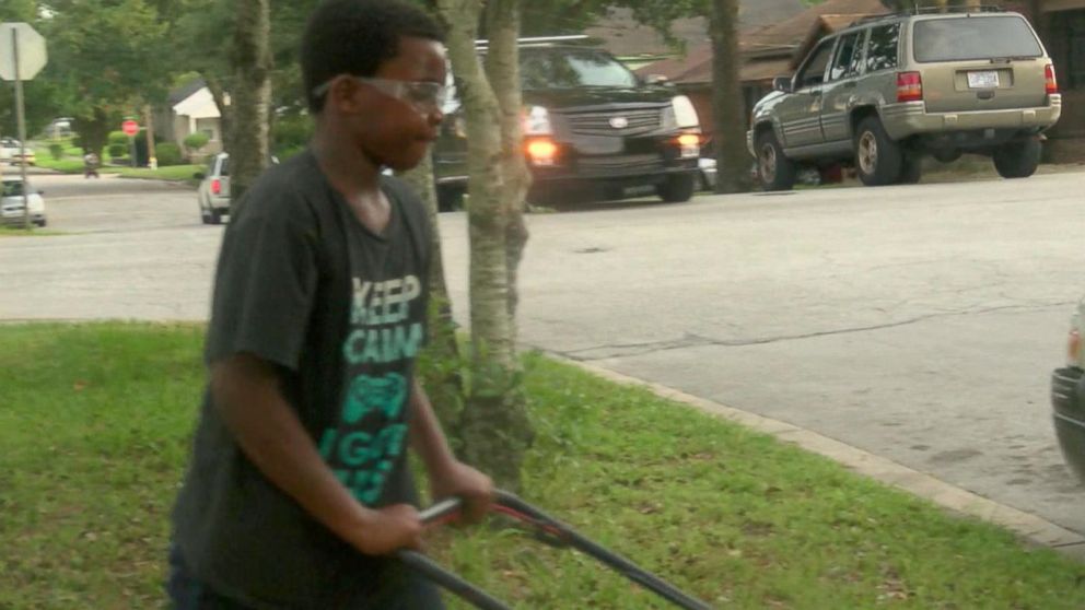 PHOTO: Donations came pouring in for Tyran Bell, 10, of Wilmington, North Carolina, who offered to do yard work to raise money for school supplies.